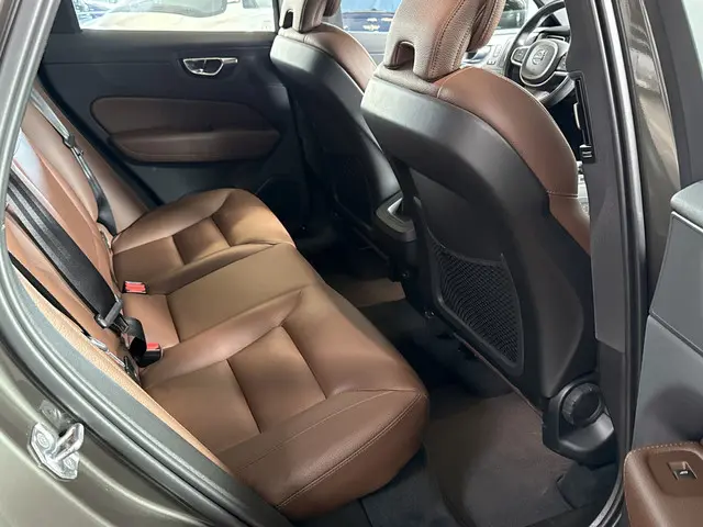 Volvo XC60 2.0 B4 Inscription 2021 Hybride Benzine 15