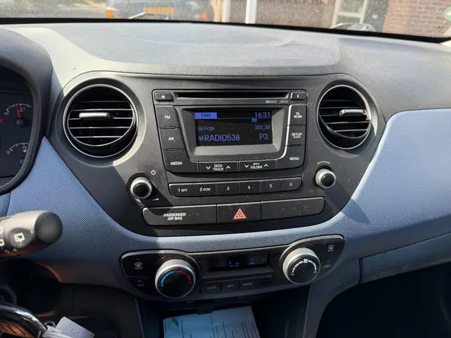 Hyundai i10 1.0i i-Motion Comfort 2017 Benzine 7