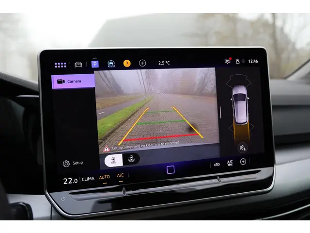 Volkswagen Golf 1.5 eTSI Life Edition 2024 Benzine 42