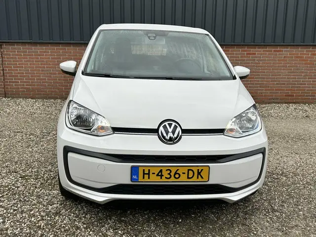 Volkswagen up! 1.0 BMT move up! 5-Drs Airco 2020 Benzine 4