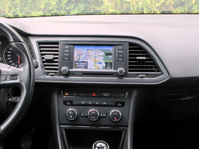 SEAT Leon ST 1.4 Eco TSI FR *Navi*ECC* 2014 Benzine 10