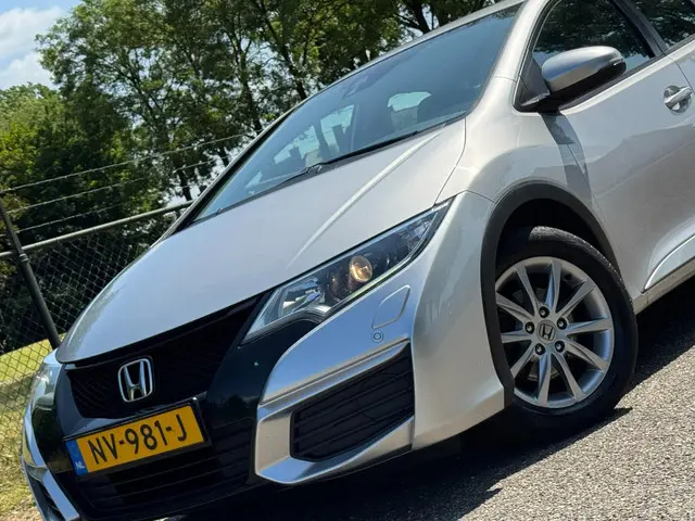 Honda Civic 1.4 Comfort /Navi/Trekhaak/Airco/ 2016 Benzine 8