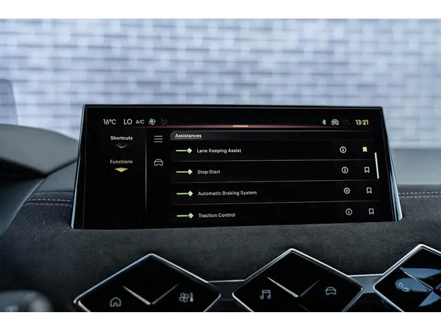 DS DS 3 1.2 PureTech Performance Line 2024 Benzine 36