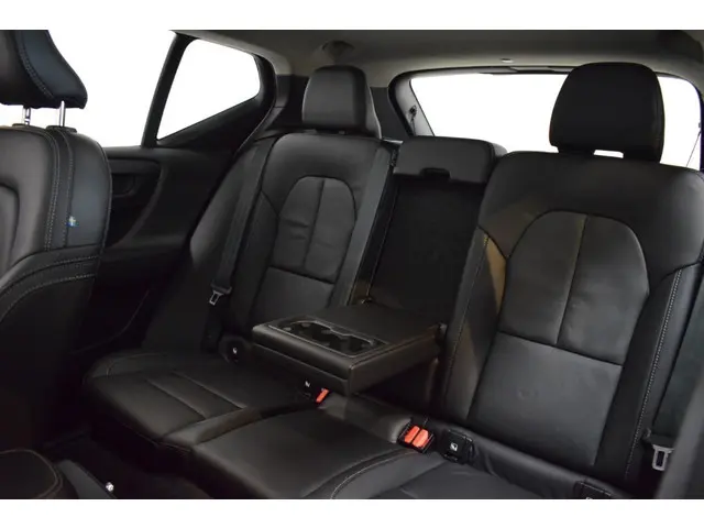 Volvo XC40 T3 163pk AUT8 Inscription 2021 Benzine 14