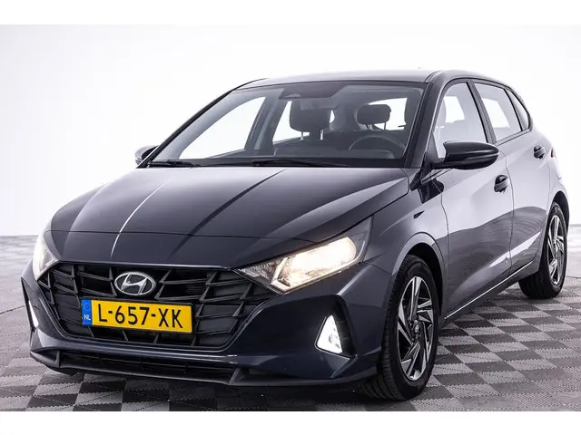 Hyundai i20 1.2 MPI Comfort | AIRCO | VELGEN 2021 Benzine 22