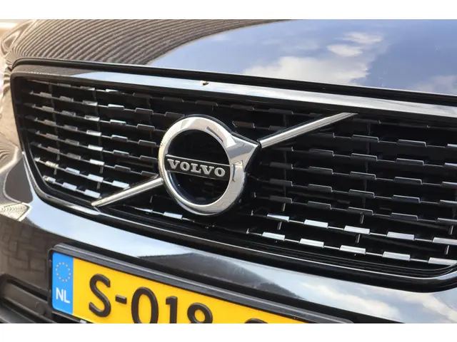 Volvo XC40 1.5 T5 Recharge R-Design 2020 Hybride Benzine 7