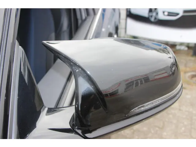 BMW 1 Serie 118i Executive Edition 2021 Benzine 26