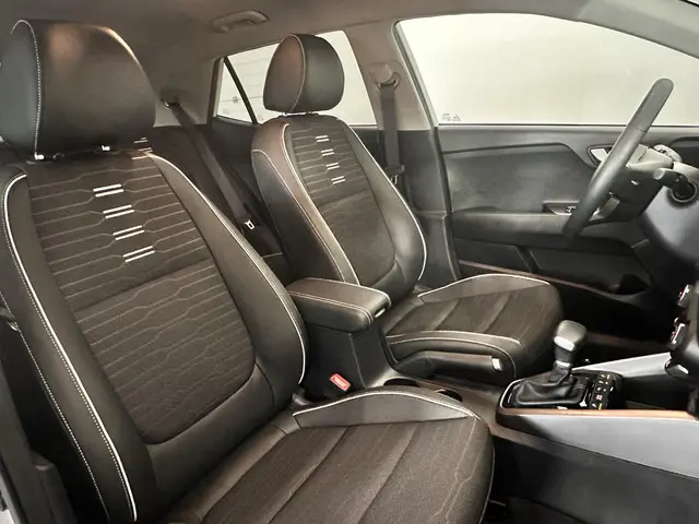 Kia Stonic 1.0 T-GDi MHEV GT-Line 2023 Benzine 19