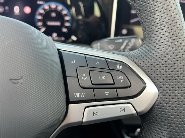 Volkswagen Golf 1.5 eHybrid GTE 2025 Hybride Benzine 28