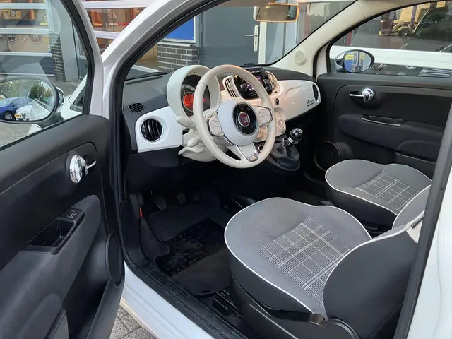 Fiat 500 1.2 Lounge 2017 Benzine 16