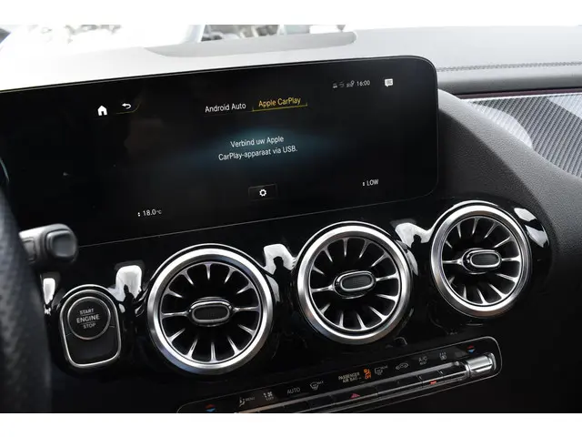 Mercedes-Benz GLA 250 e AMG Line 2022 Hybride Benzine 15