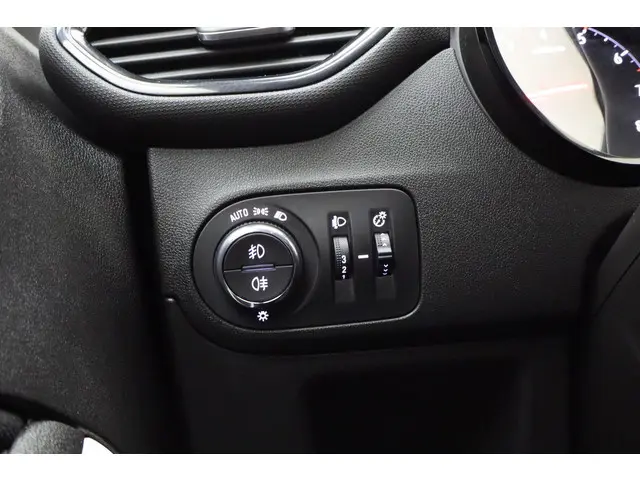 Opel Crossland X 1.2 Turbo Edition 2020 2021 Benzine 17
