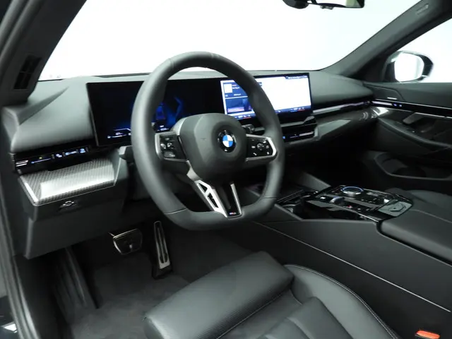 BMW 5 Serie Touring 520d 2025 Diesel 6