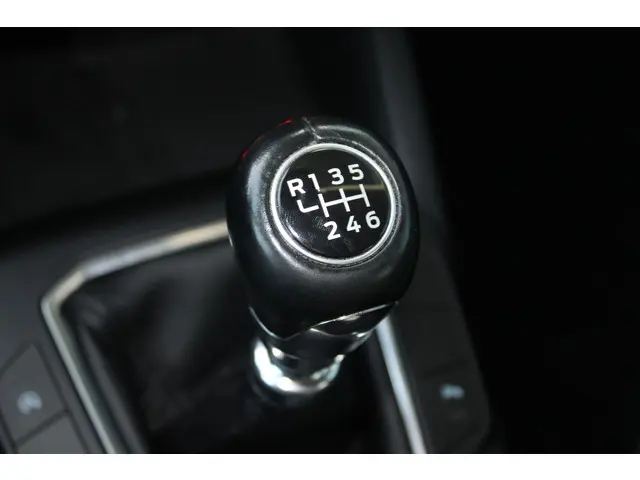 Ford Kuga 1.5 EcoBoost Titanium 2021 Benzine 19