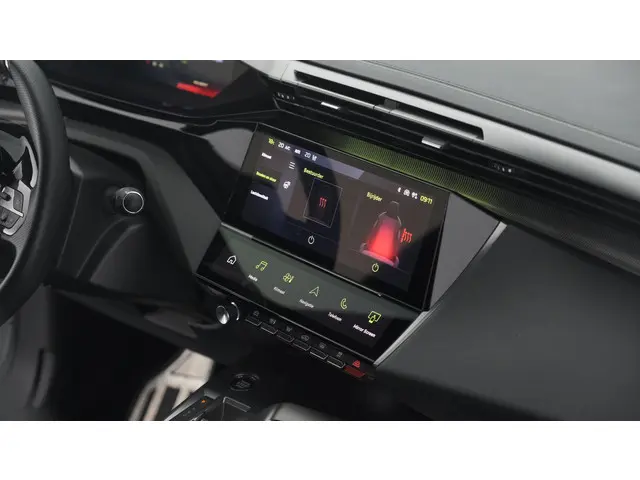 Peugeot 308 PureTech 130 GT Pack Business 2022 Benzine 69