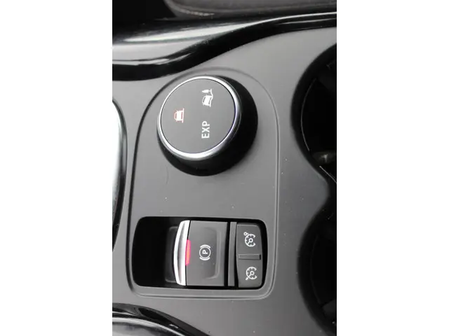 Renault Kadjar 1.3 TCe Limited 140 EDC 2021 Benzine 16