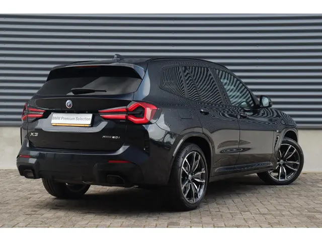 BMW X3 xDrive20i 2023 Benzine 2