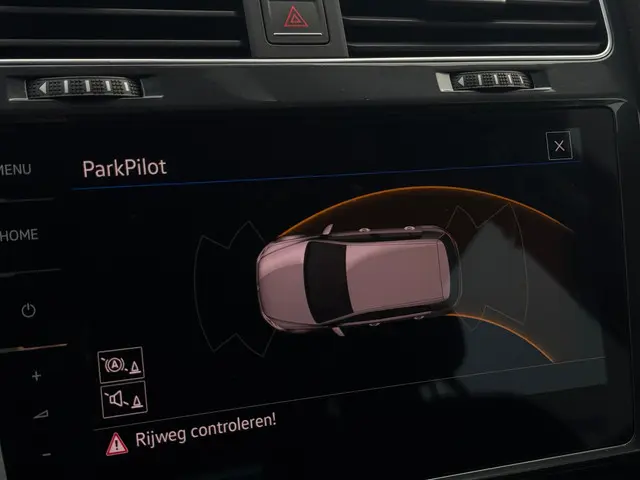 Volkswagen e-Golf e-Golf 2017 Elektrisch 35