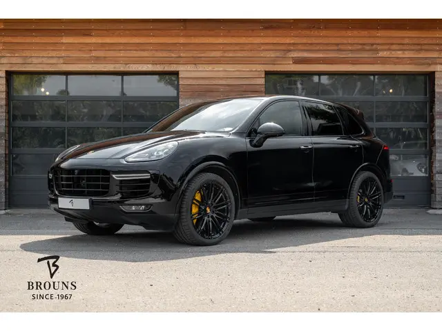 Porsche Cayenne 4.8 Turbo S 2014 Benzine