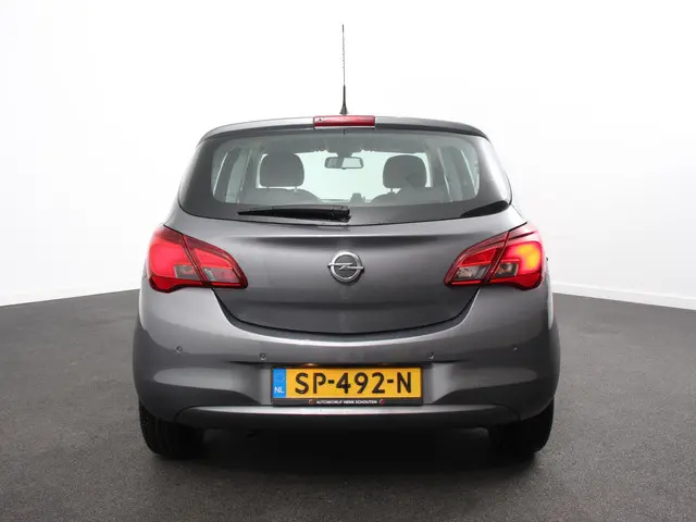Opel Corsa 1.4 Business+ 2015 Benzine 4
