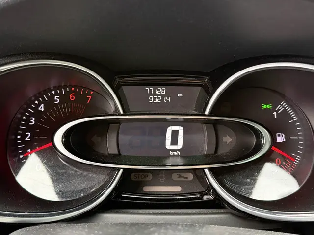 Renault Clio 0.9 TCe Limited 2017 Benzine