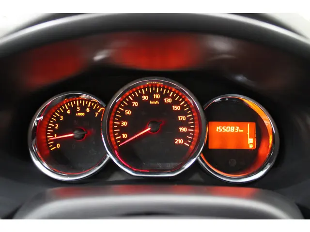 Dacia Logan MCV 0.9 TCe Lauréate 2015 Benzine 12