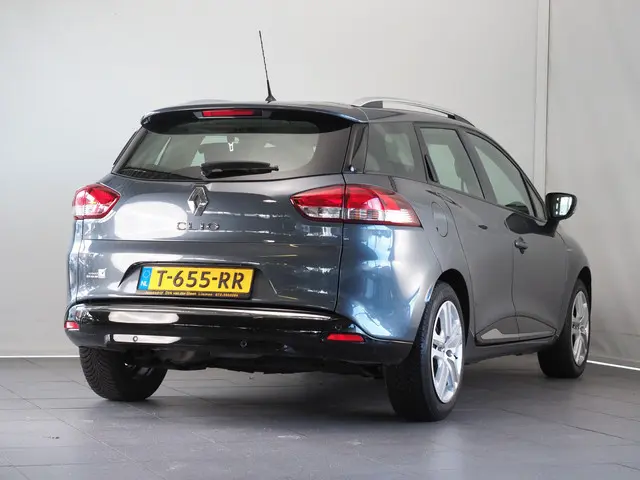 Renault Clio Estate 0.9 TCe Limited 2020 Benzine 2