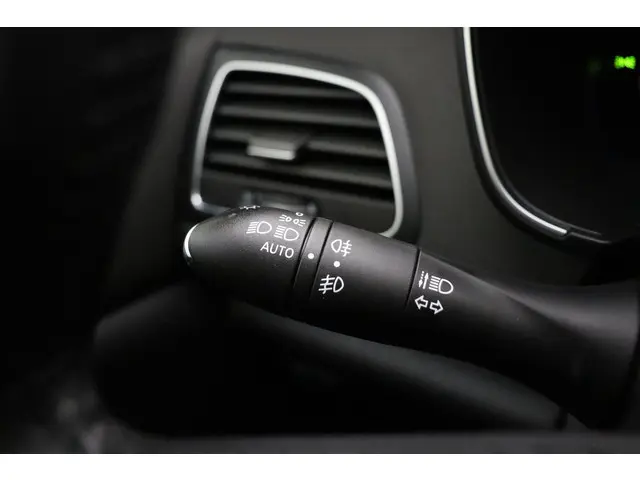 Renault Mégane Estate 1.2 TCe 100pk Limited 2018 Benzine 28