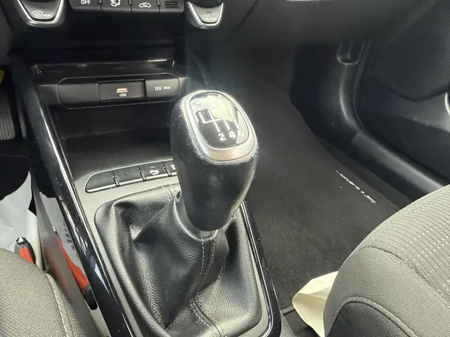 Kia Stonic 1.0 T-GDi MHEV DynamicLine 2021 Benzine 17