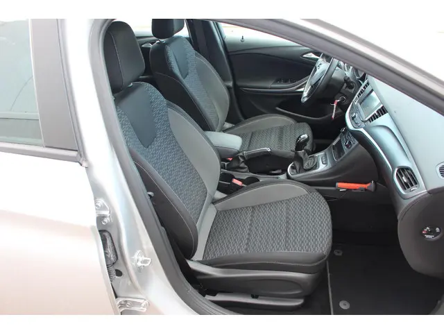 Opel Astra Sports Tourer 1.2 Edition 131PK 2020 Benzine 11