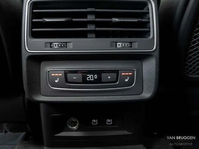 Audi Q7 60 TFSI E Quattro S-Line 2020 Hybride Benzine 55