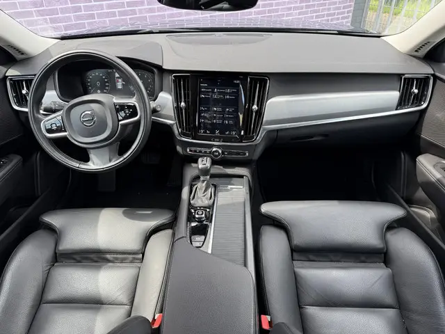 Volvo V90 2.0 T4 Momentum 2019 Benzine 4
