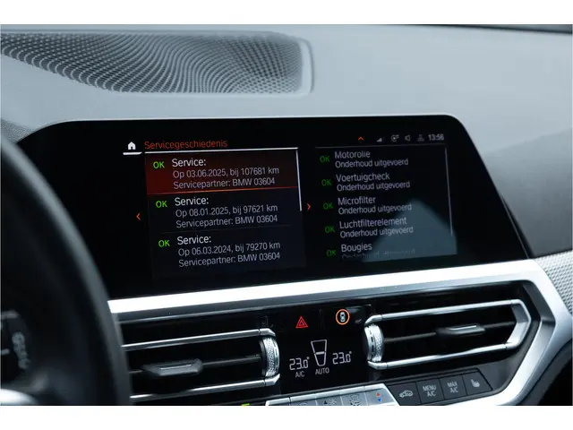 BMW 3 Serie Touring 320i M Sport High Ex 2021 Benzine 20