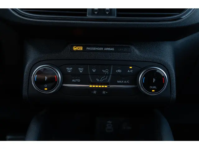 Ford Kuga 2.5 PHEV ST-Line X 2023 Hybride Benzine 40