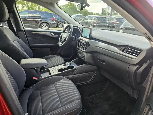 Ford Kuga 2.5 PHEV Titanium 2023 Hybride Benzine 9