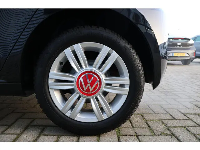 Volkswagen up! 1.0 beats 2021 Benzine 21