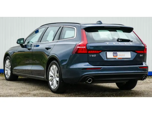 Volvo V60 2.0 B4 Momentum Business 2021 Hybride Benzine 2