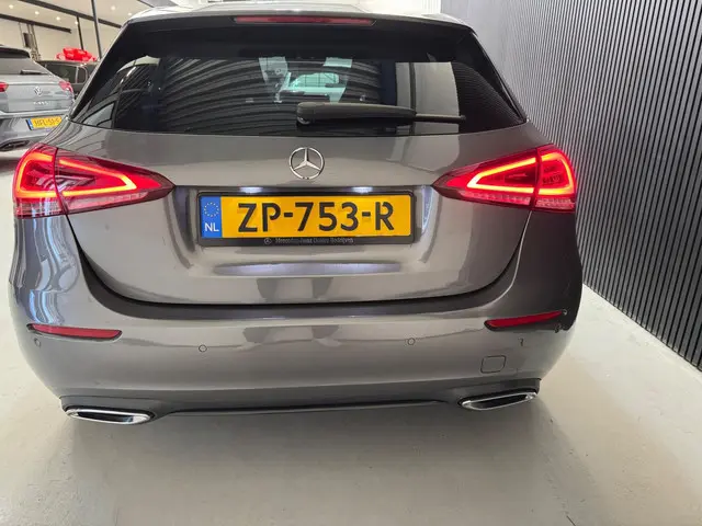 Mercedes-Benz A-Klasse 180 d Premium Plus 2018 Diesel 10