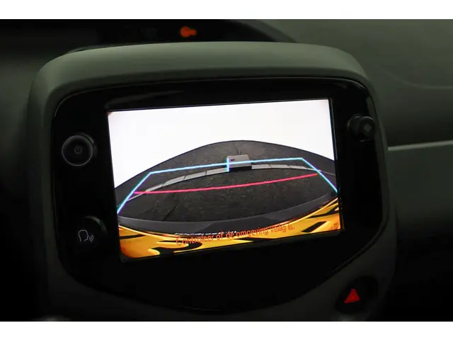 Toyota Aygo 1.0 VVT-i x-play 2020 Benzine 9