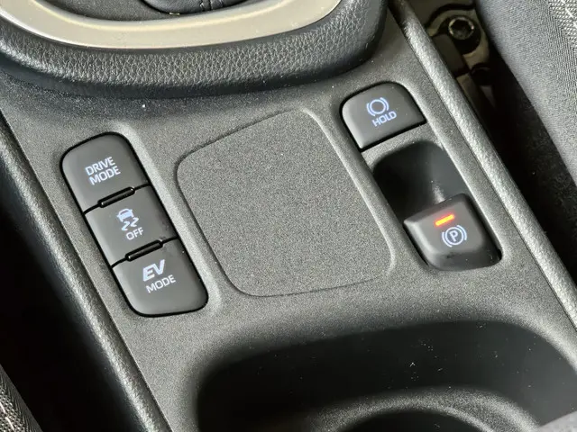 Toyota Yaris 1.5 Hybrid Active 2021 Hybride Benzine 52