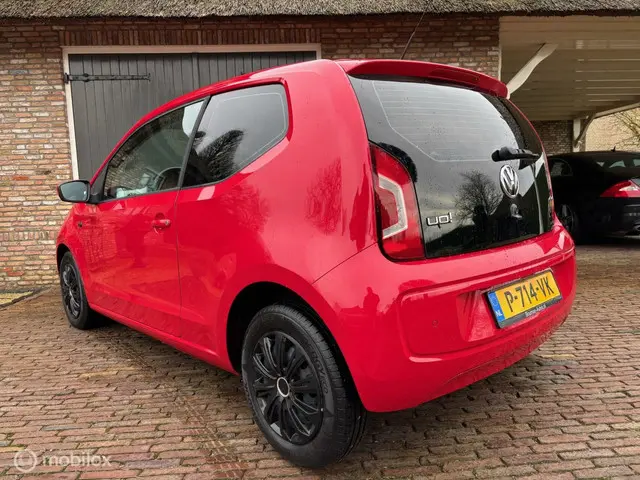 Volkswagen up! | Parkeer sensor | Airco | Mistlamp 2013 Benzine 3