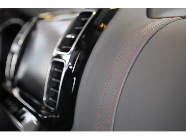 Citroën C5 Aircross PT 130 Shine 2019 Benzine 35