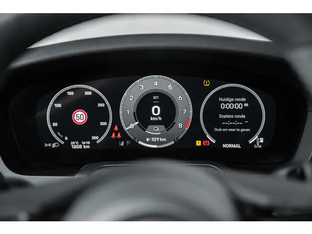 Porsche 911 Carrera GTS 2025 Benzine 26