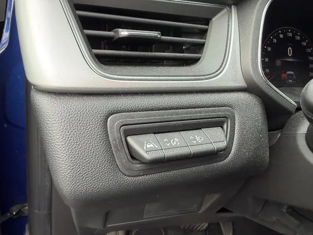 Renault Captur 1.3 TCe 140 PK Intens 2022 Benzine 21