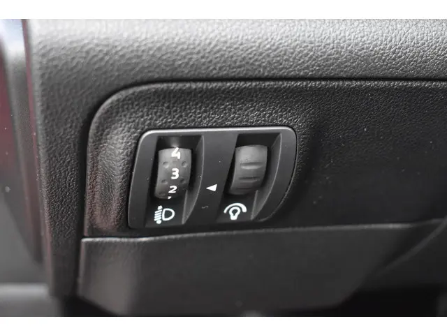 Renault Mégane Estate TCe 140 EDC Techno 2023 Benzine 25