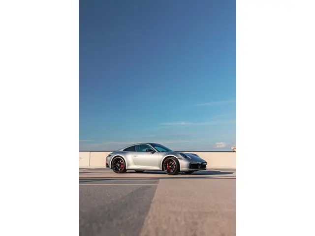 Porsche 911 3.0 Carrera 4S 2021 Benzine 102