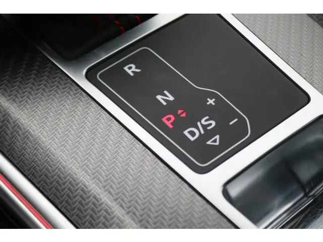 Audi RS6 Avant 4.0 TFSI Quattro 600 PK 2020 Benzine 74