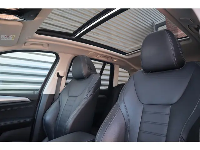 BMW X3 xDrive30e 2020 Hybride Benzine 4