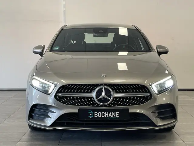 Mercedes-Benz A-Klasse 200 AMG-Line 2019 Benzine 25