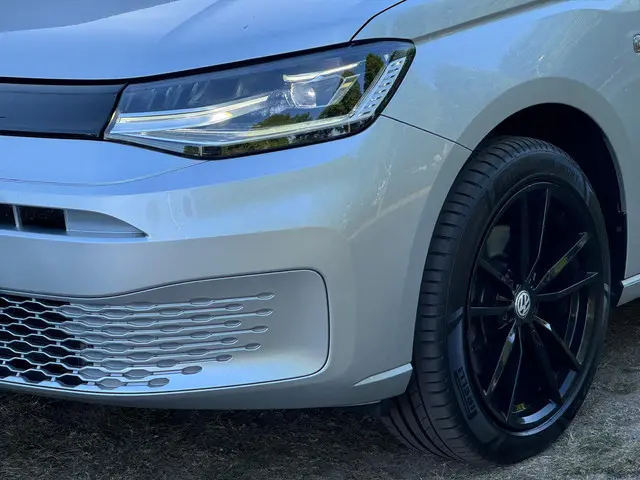 Volkswagen Caddy 2